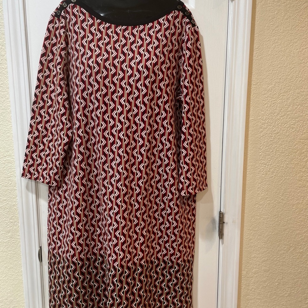Elegant Red and Black Long Sleeve Dress